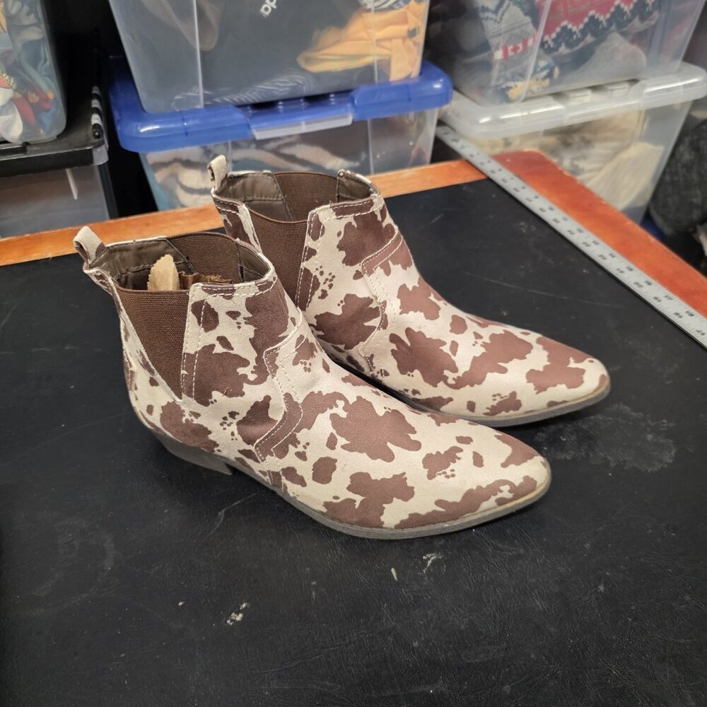 Arizona Jeans Brown Cow Print Pointed Toe Slip On Booties Size 11 - Picture 6 of 6